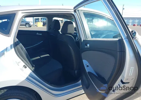 2013 Hyundai Accent Gs z USA, uszkodzony, nr VIN KMHCT5AE0DU063430